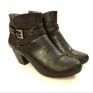 Rialto | Black Vegan Leather Ankle Boots